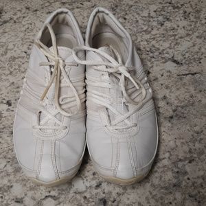 White 8.5 Air Max ArcTech Cheerleaders Shoes.